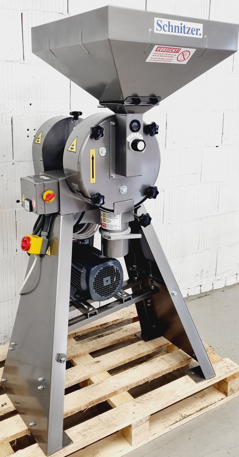 Getreidemühle Schnitzer SMB 300