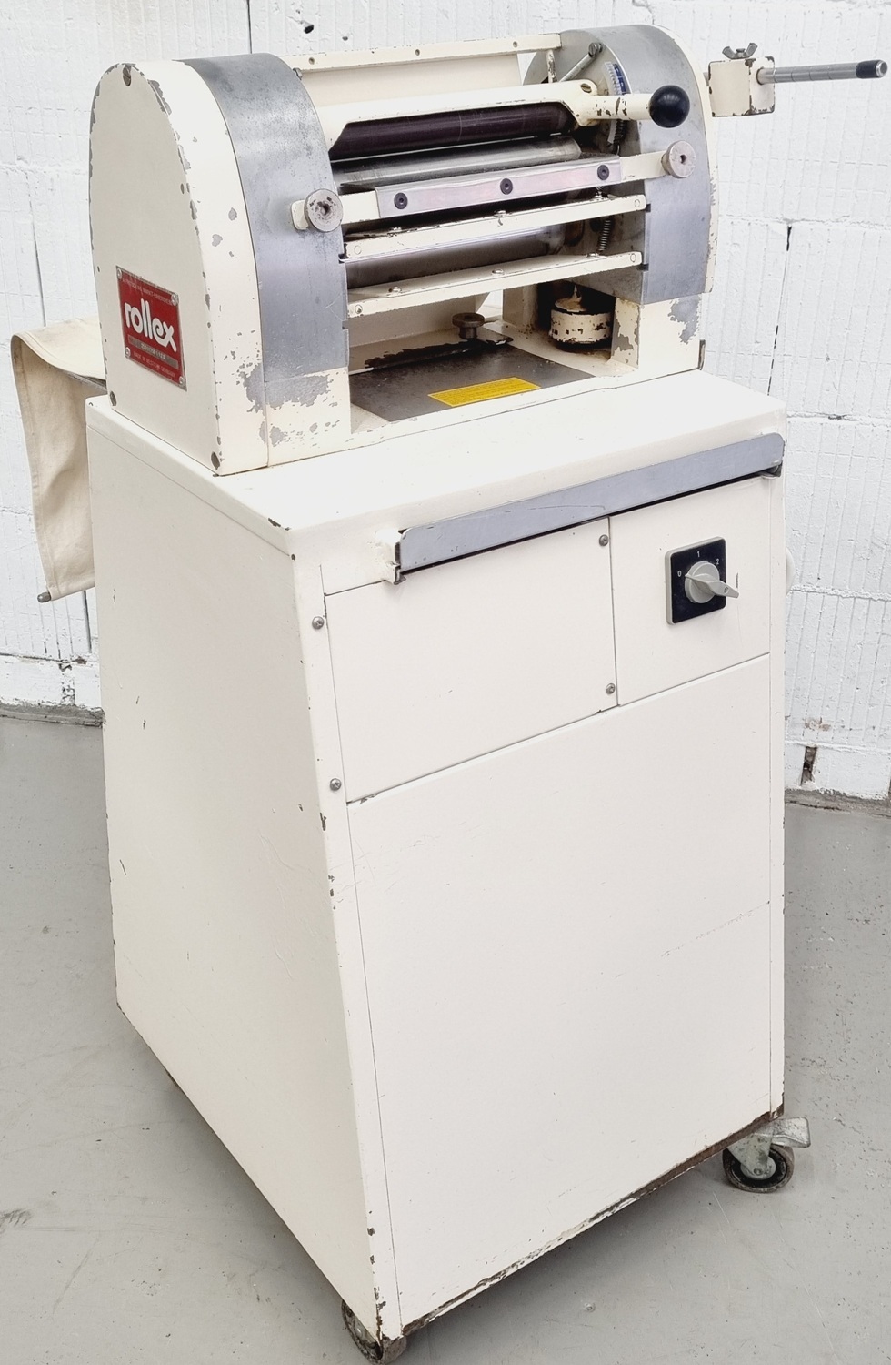 Hörnchenwickelmaschine Fritsch Rollex