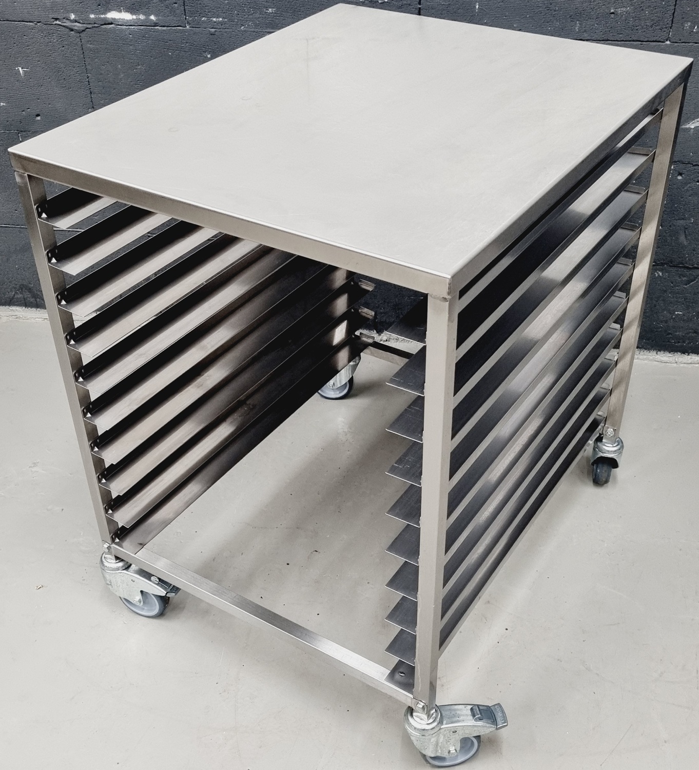 Glasiertisch 600 x 800