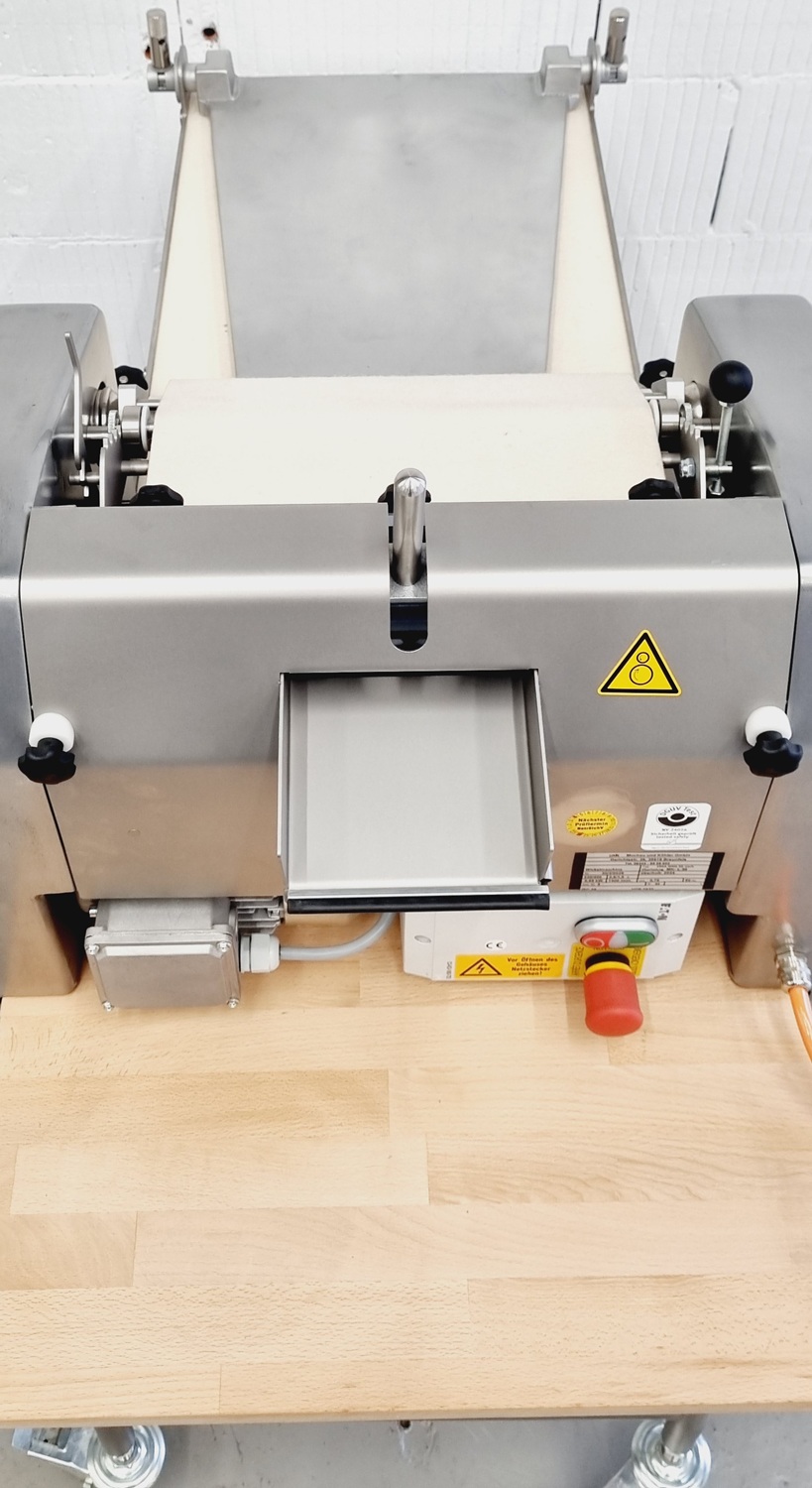 Hörnchenwickelmaschine MK-Erka WML 30