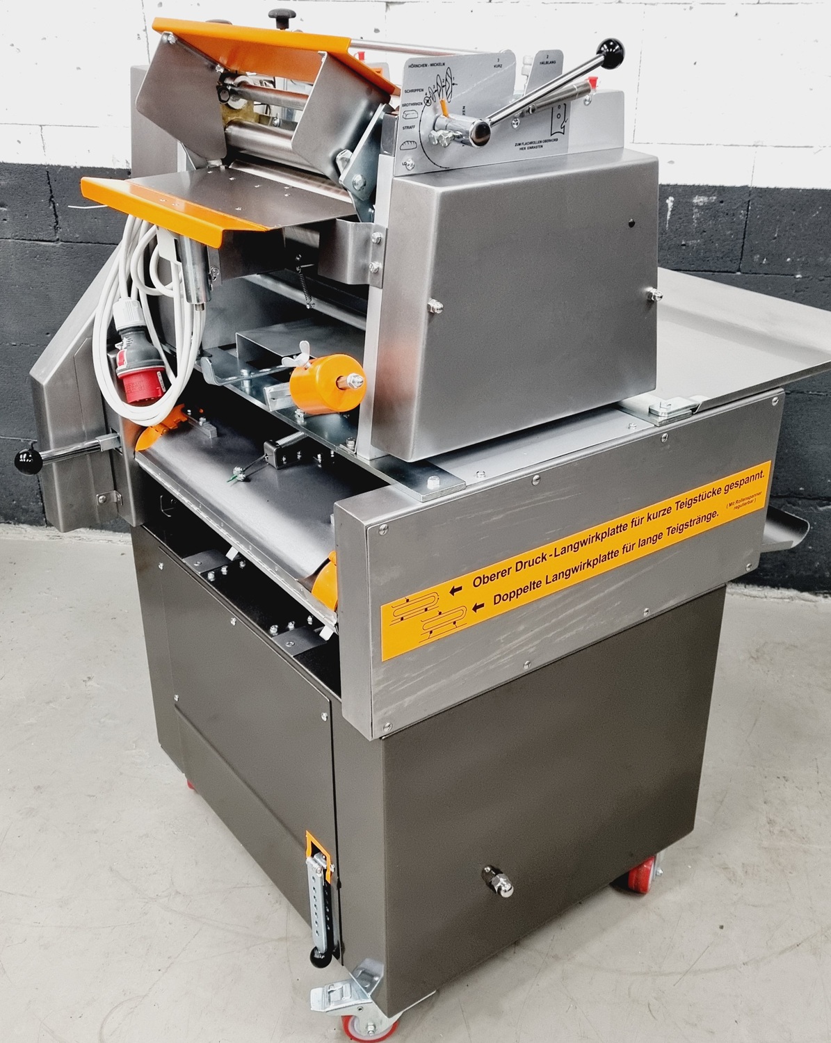 Hörnchenwickelmaschine Universum HWM 40/60