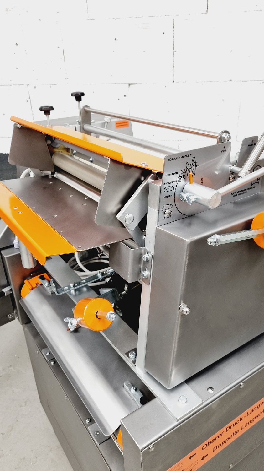 Hörnchenwickelmaschine Universum HWM 50/70 EZ