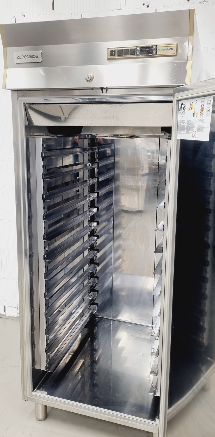 Lagerfroster Alpeninox 900