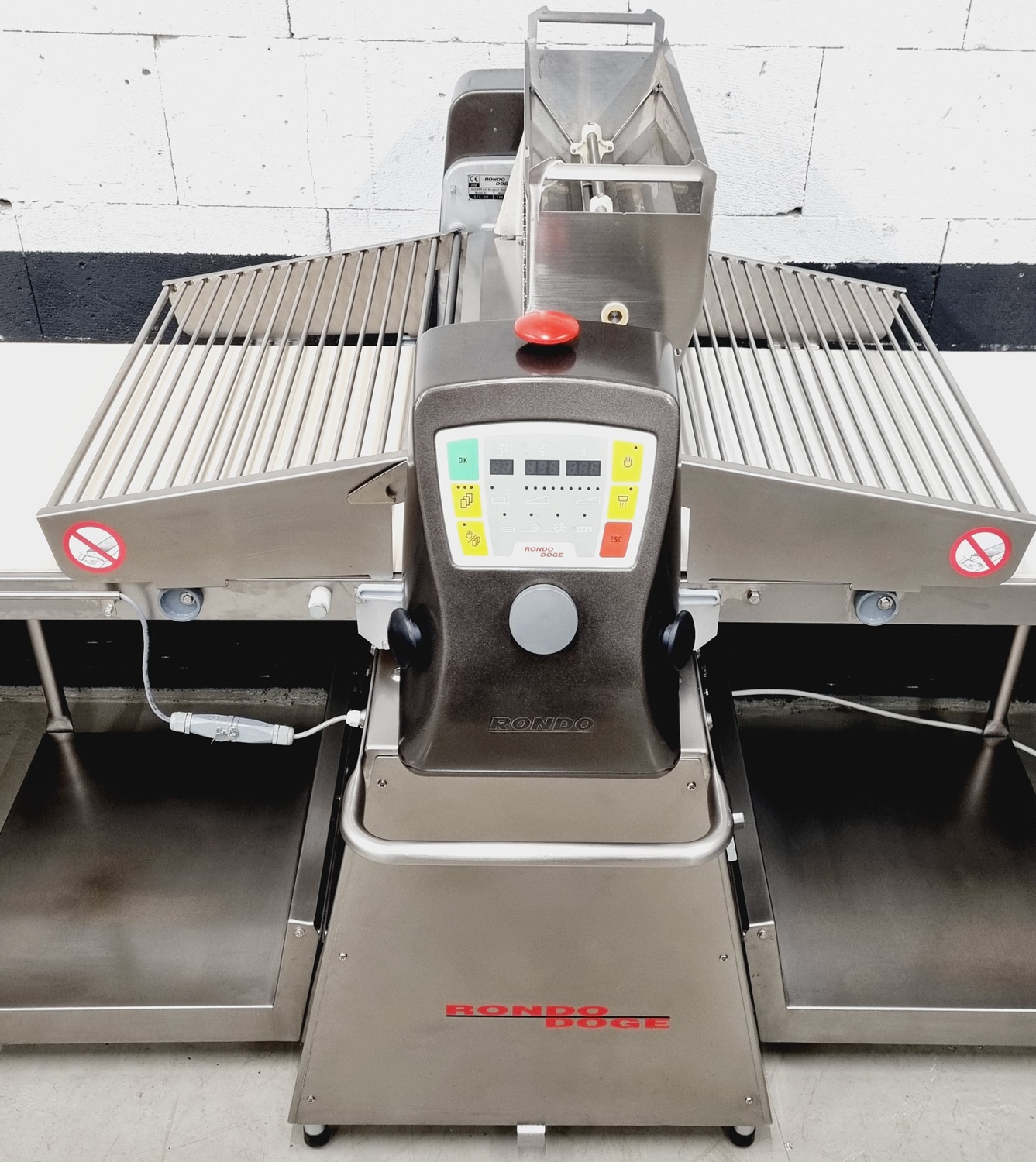 Ausrollmaschine Rondostar 3000 Ausrollmaschine Rondostar 3000
