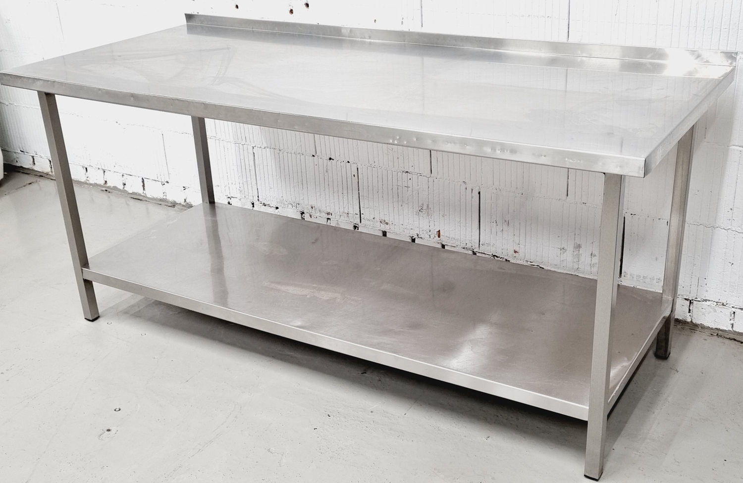 Arbeitstisch AT 1900 mit Edelstahlplatte