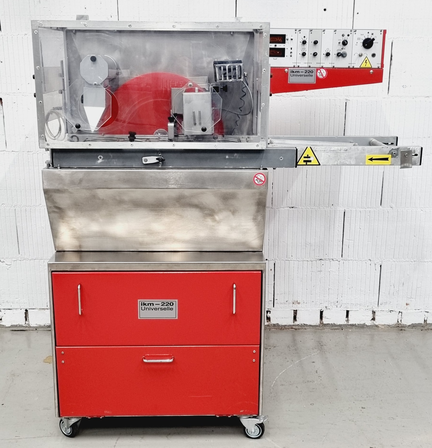 Schokoladenüberziehmaschine IKM 220 Schokoladenüberziehmaschine IKM 220