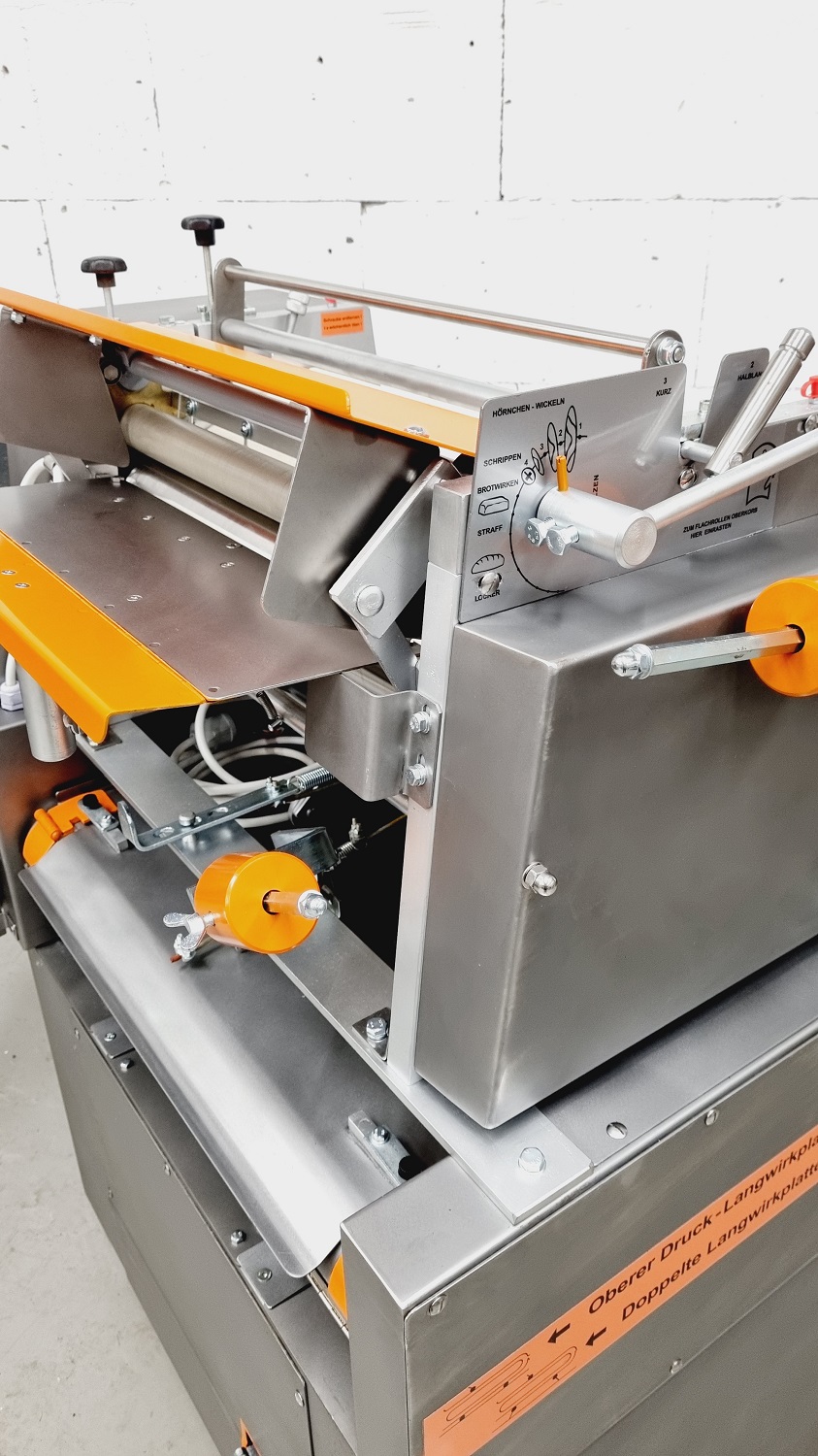Hörnchenwickelmaschine Universum HWM 50/70 EZ