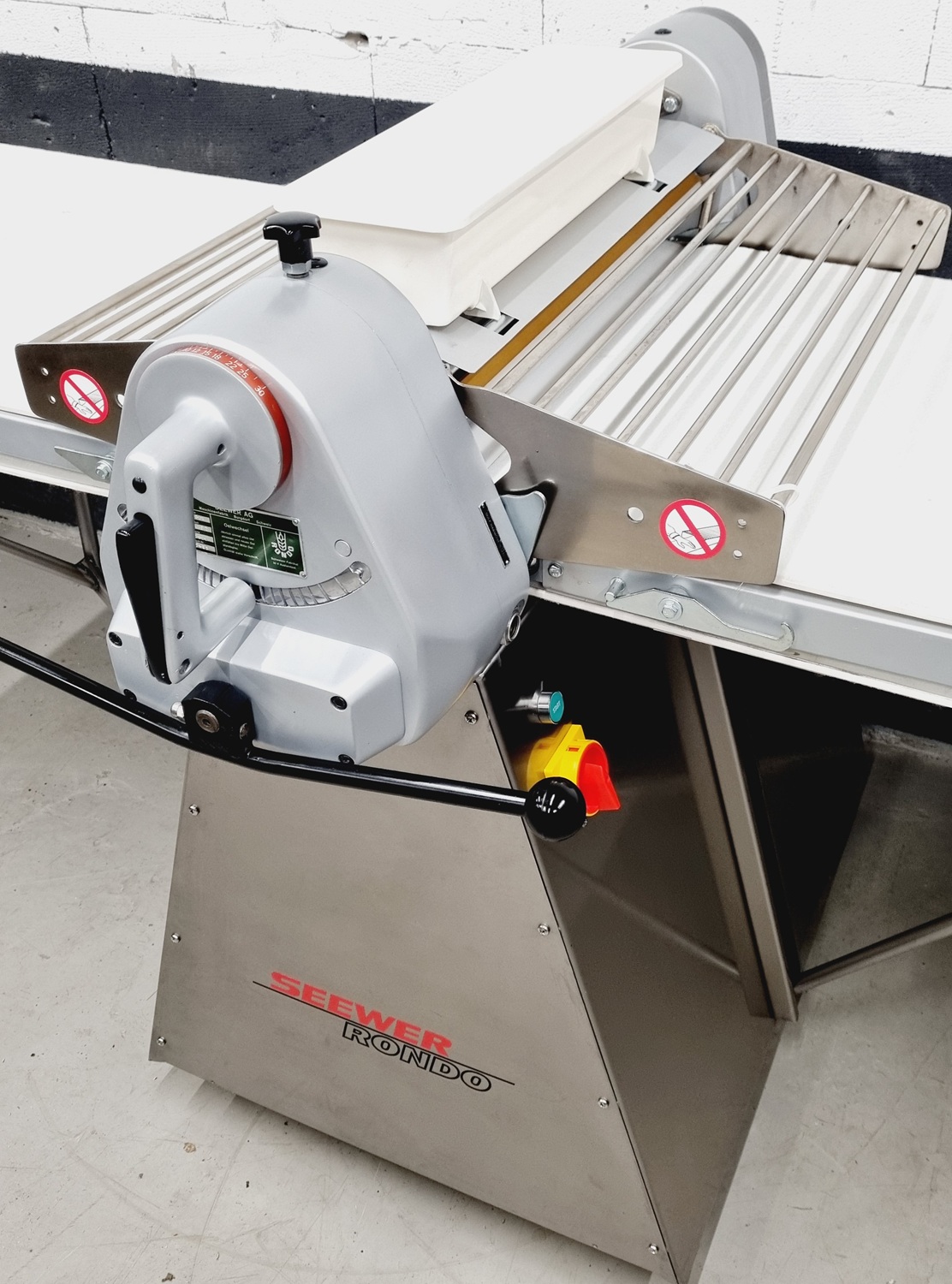 Ausrollmaschine Seewer Rondo SSO 603