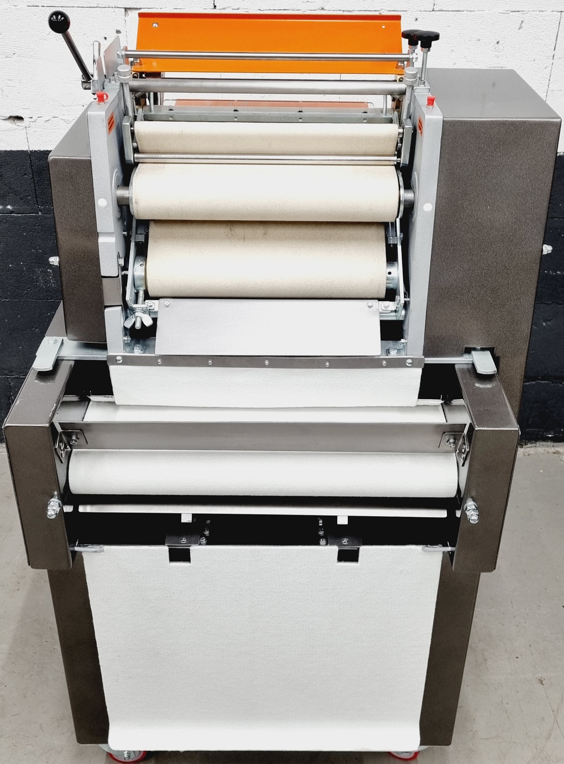 Hörnchenwickelmaschine Universum HWM 40/60