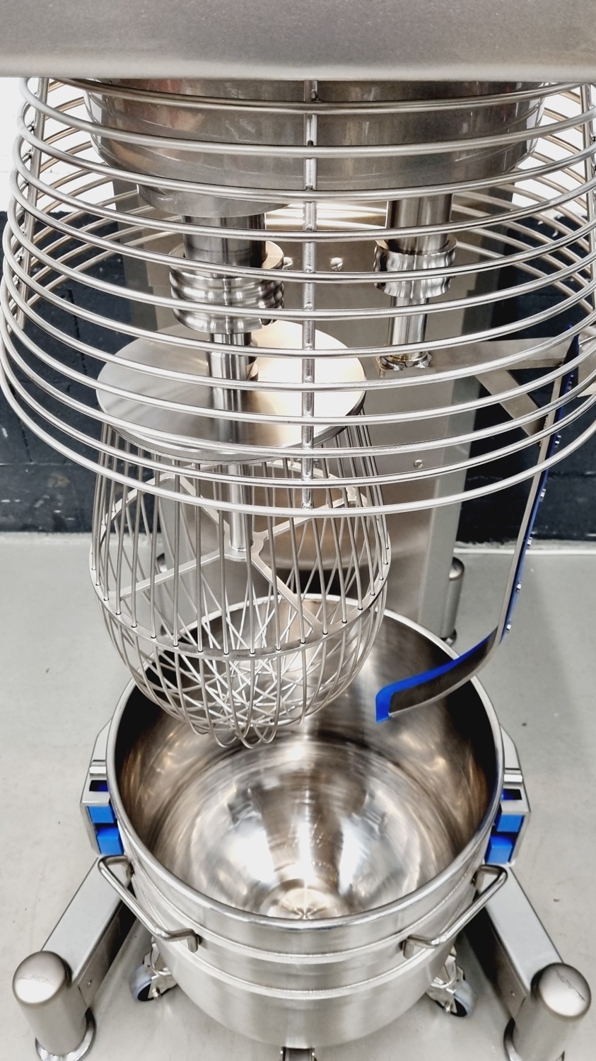 Planetenrührmaschine V-Mixer 100 L Planetenrührmaschine V-Mixer 120 L