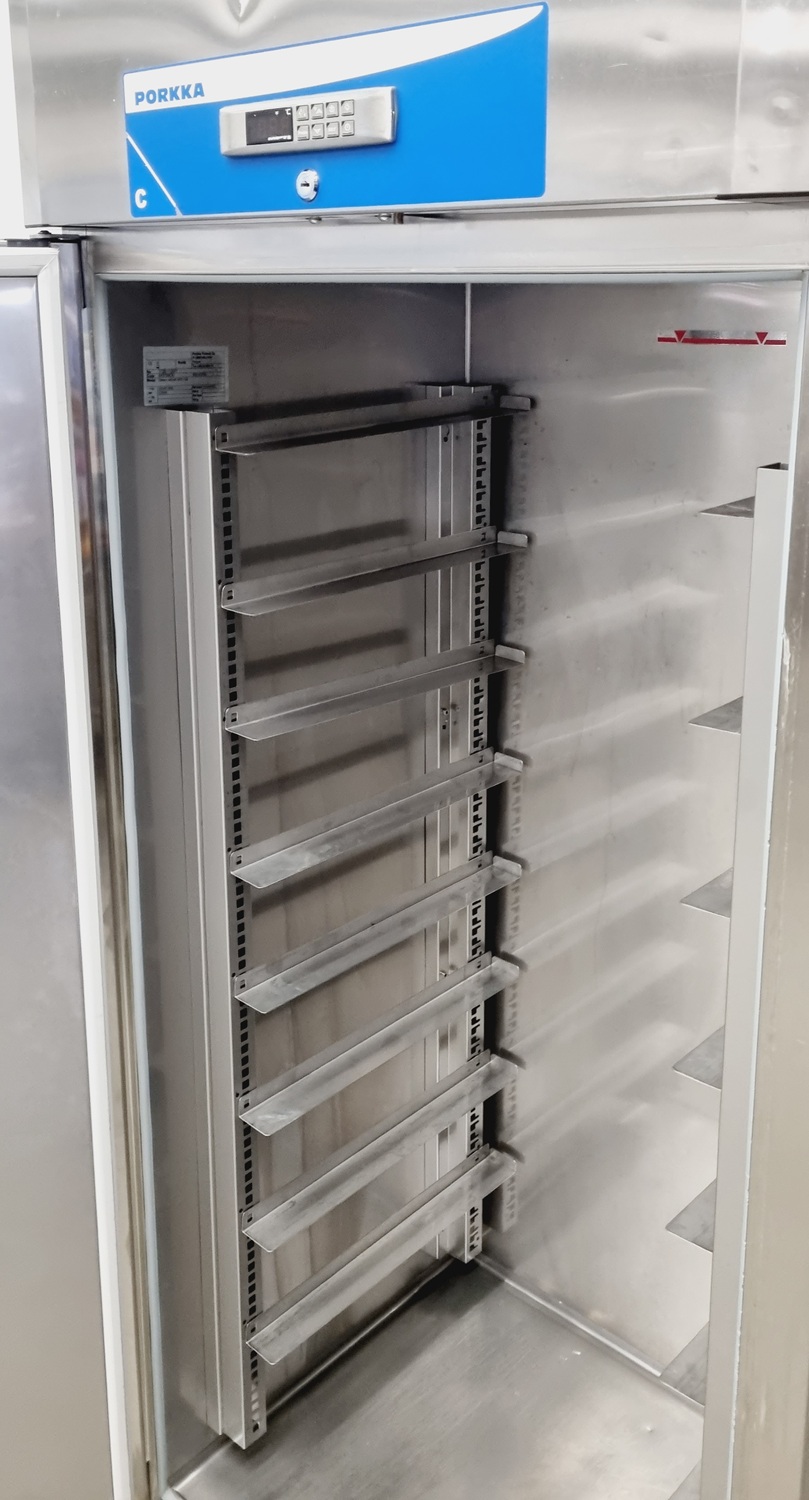 Sahneklimaschrank SKS 64