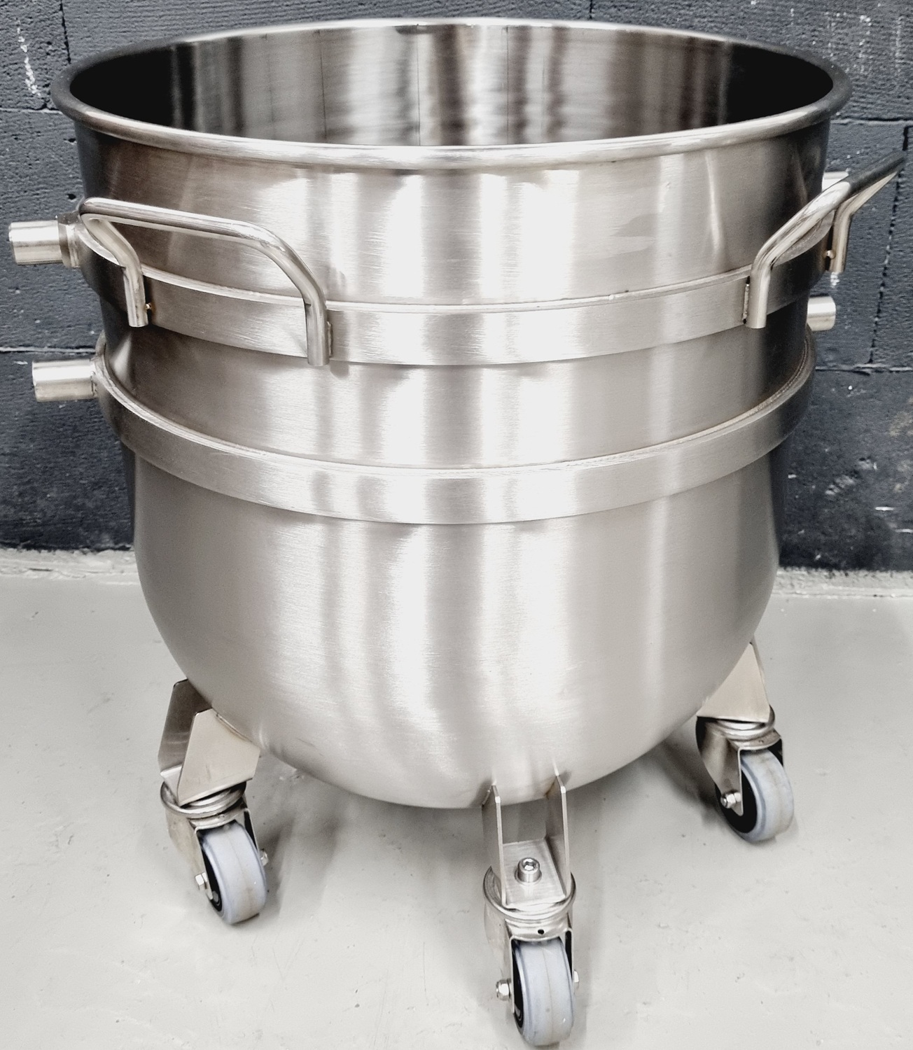 Planetenrührmaschine V-Mixer 100 L Planetenrührmaschine V-Mixer 120 L