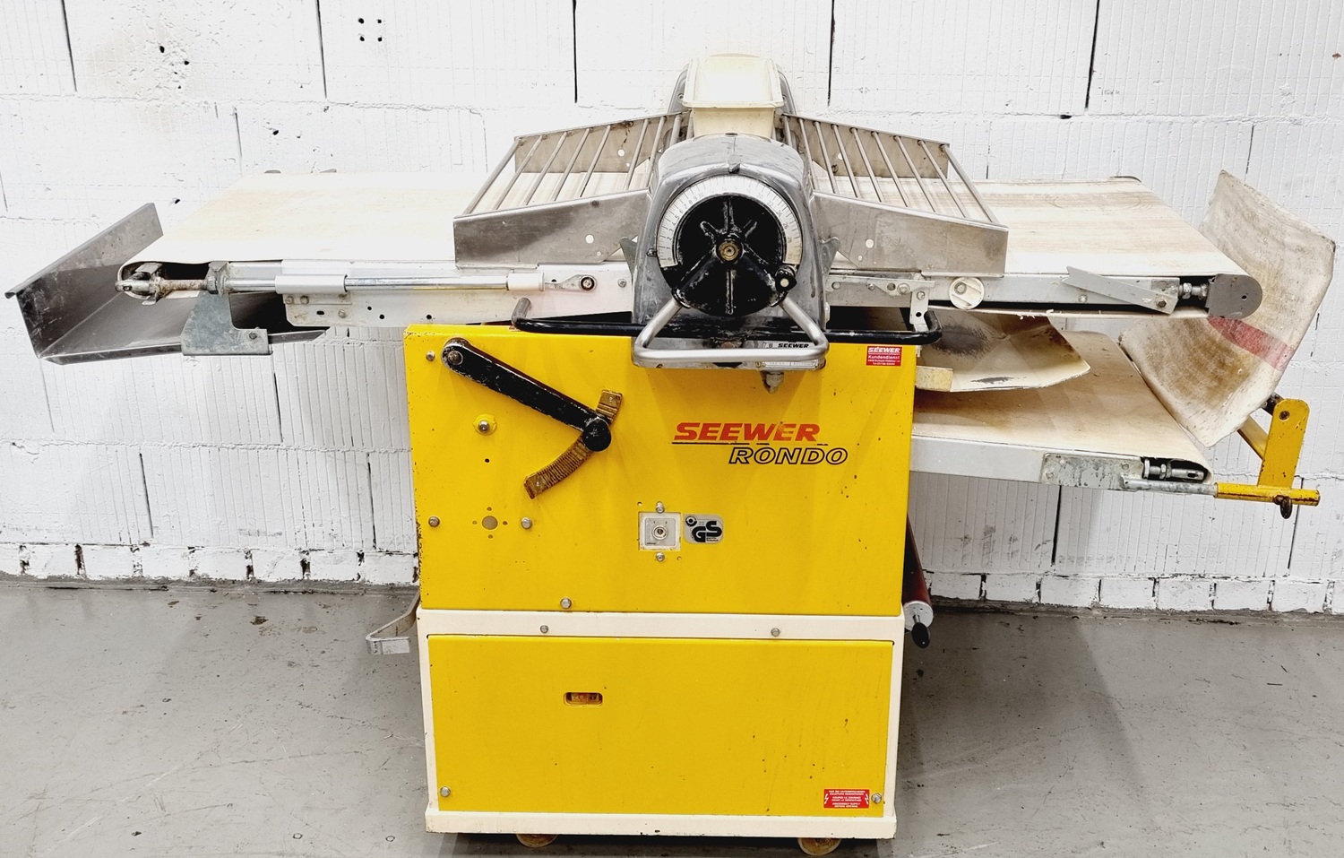 Ausrollmaschine Seewer Rondo SKO 63