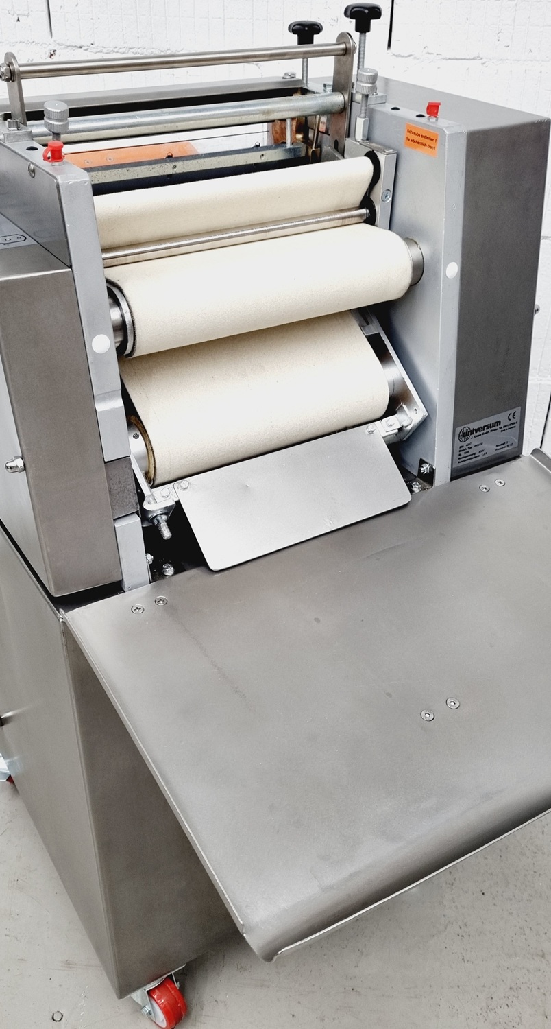 Hörnchenwickelmaschine Universum HWM 30