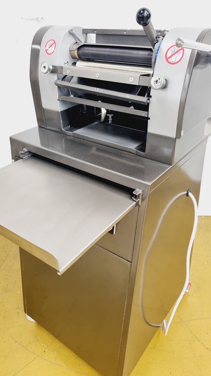 Hörnchenwickelmaschine Fritsch Rollex 250
