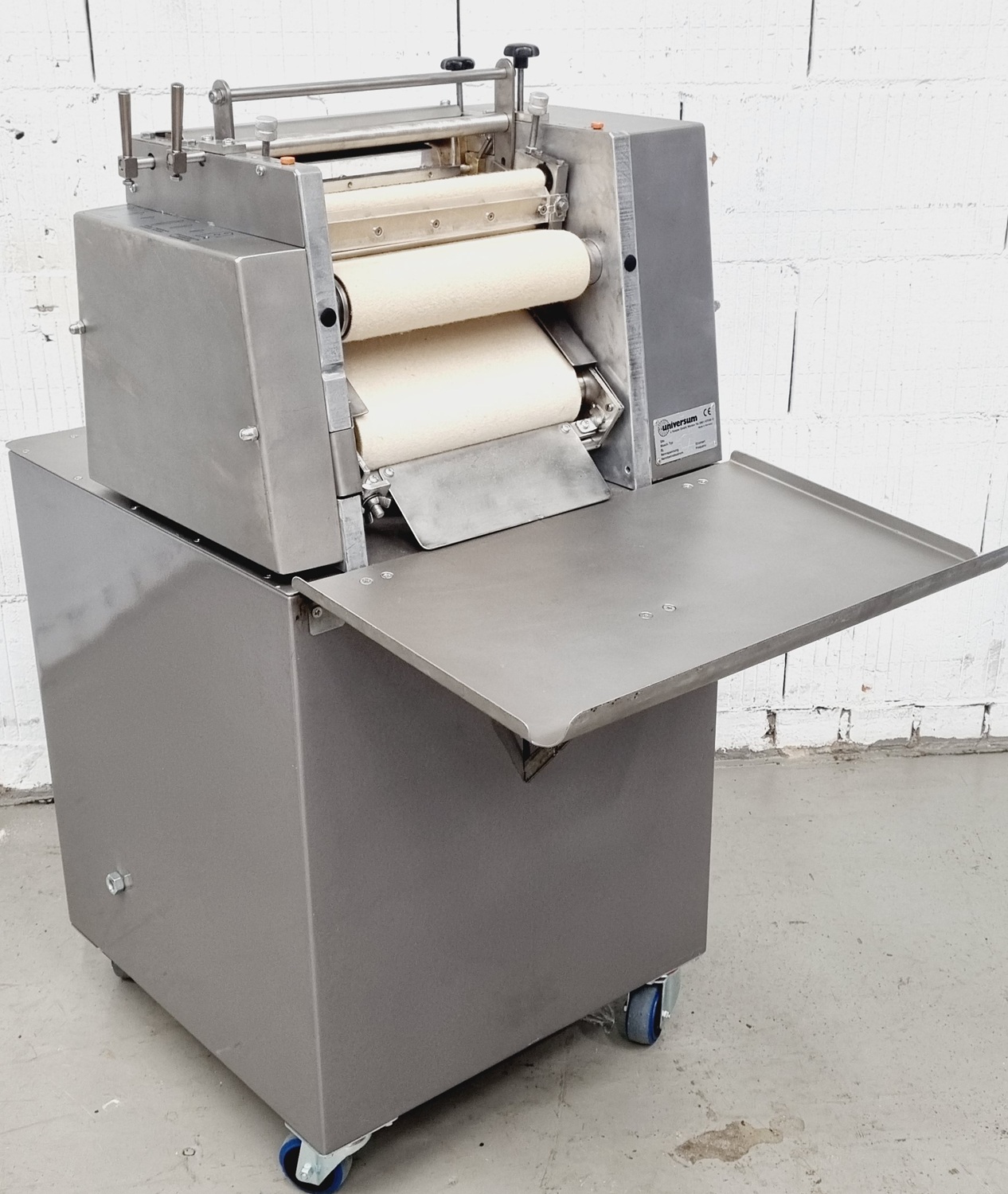 Hörnchenwickelmaschine Universum HWM 30/3