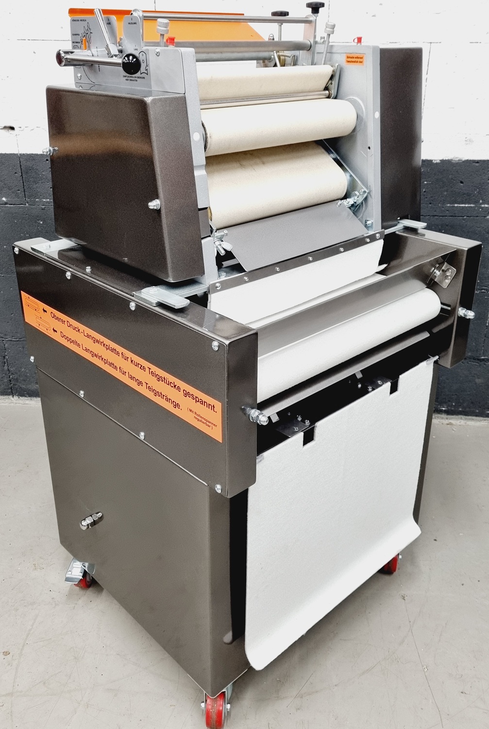 Hörnchenwickelmaschine Universum HWM 40/60