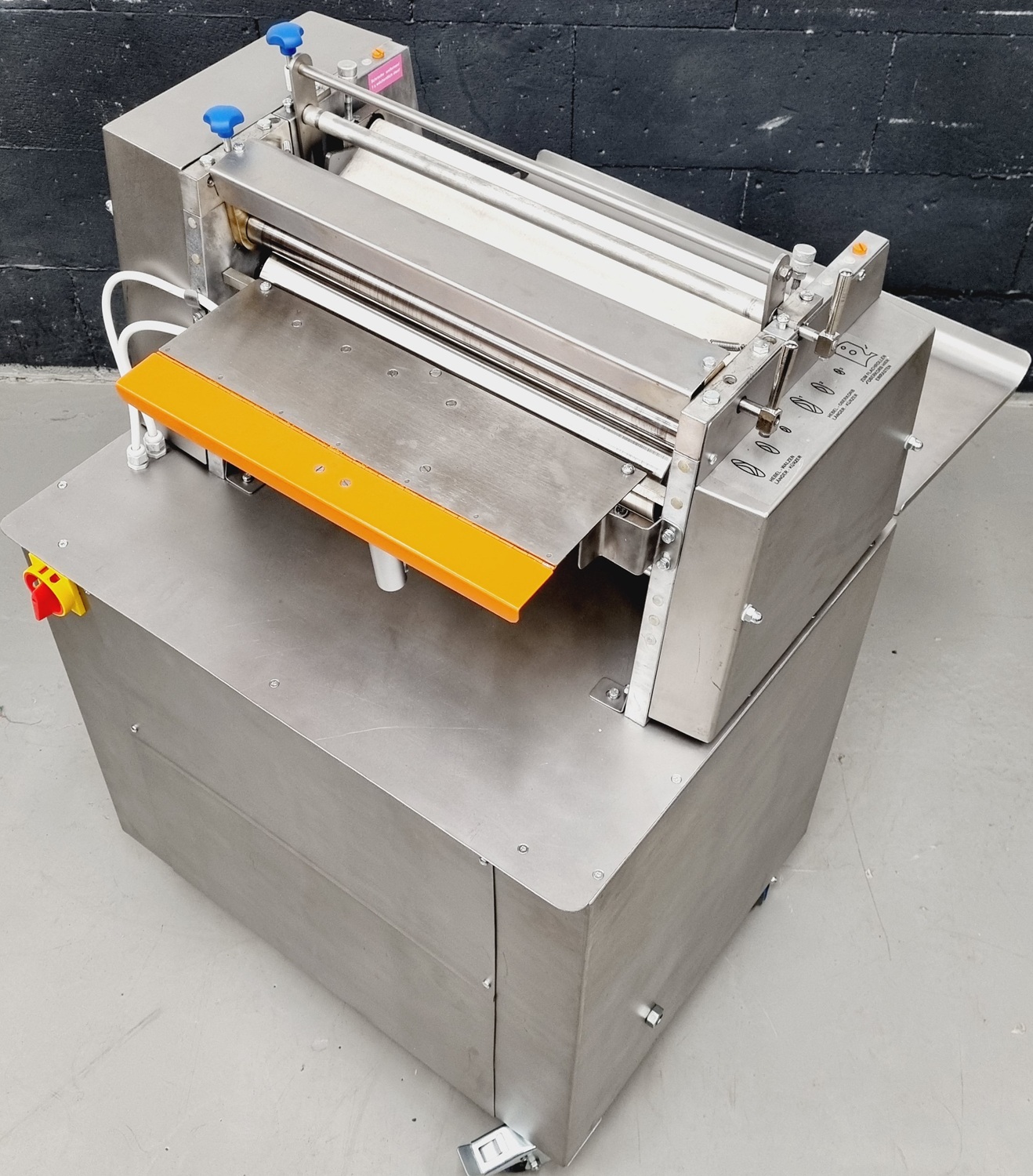 Hörnchenwickelmaschine Universum HWM 50