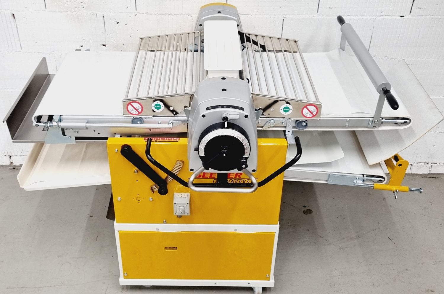 Ausrollmaschine Seewer Rondo SKO 64