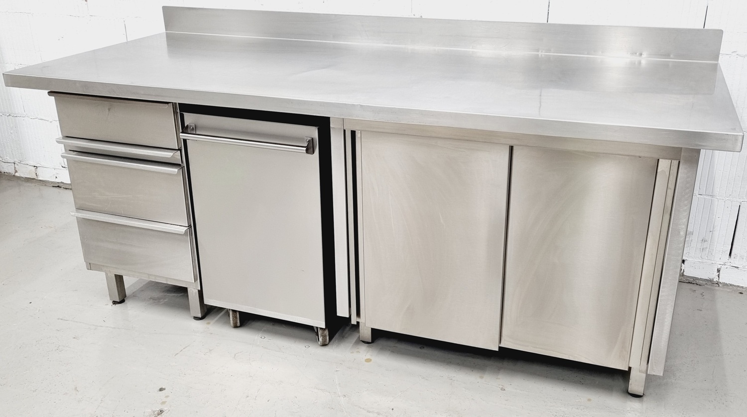 Arbeitstisch AT 2000 mit Edelstahlplatte und Schubladen