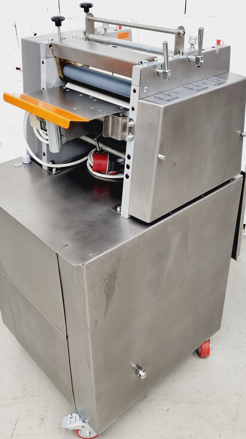 Hörnchenwickelmaschine Universum HWM 30