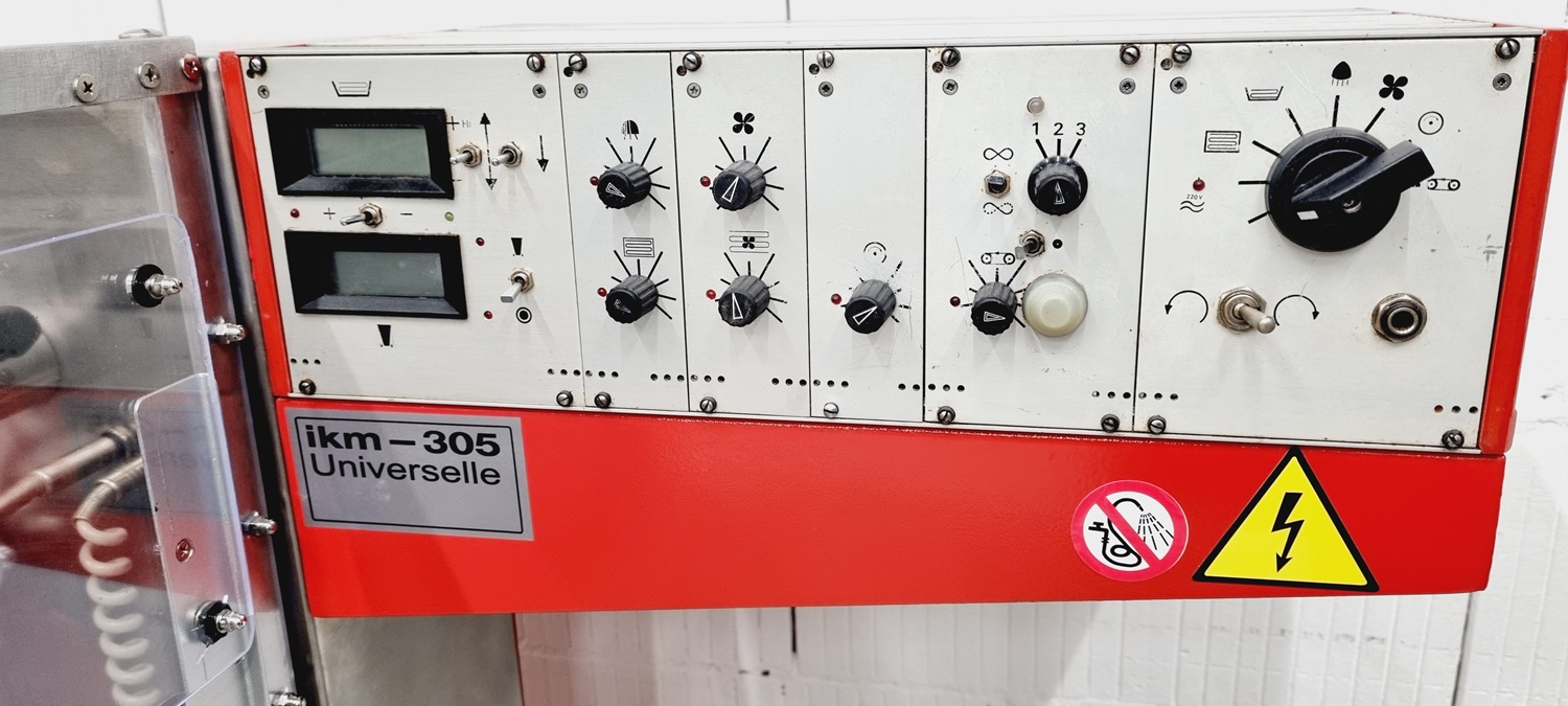 Schokoladenüberziehmaschine IKM 305 Schokoladenüberziehmaschine IKM 305