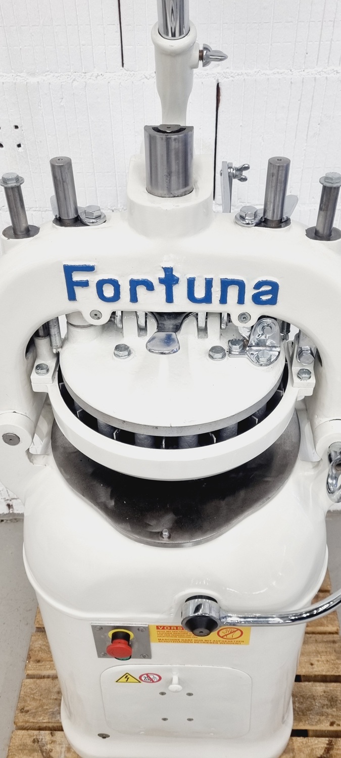 Brötchenpresse Fortuna Halbautomat