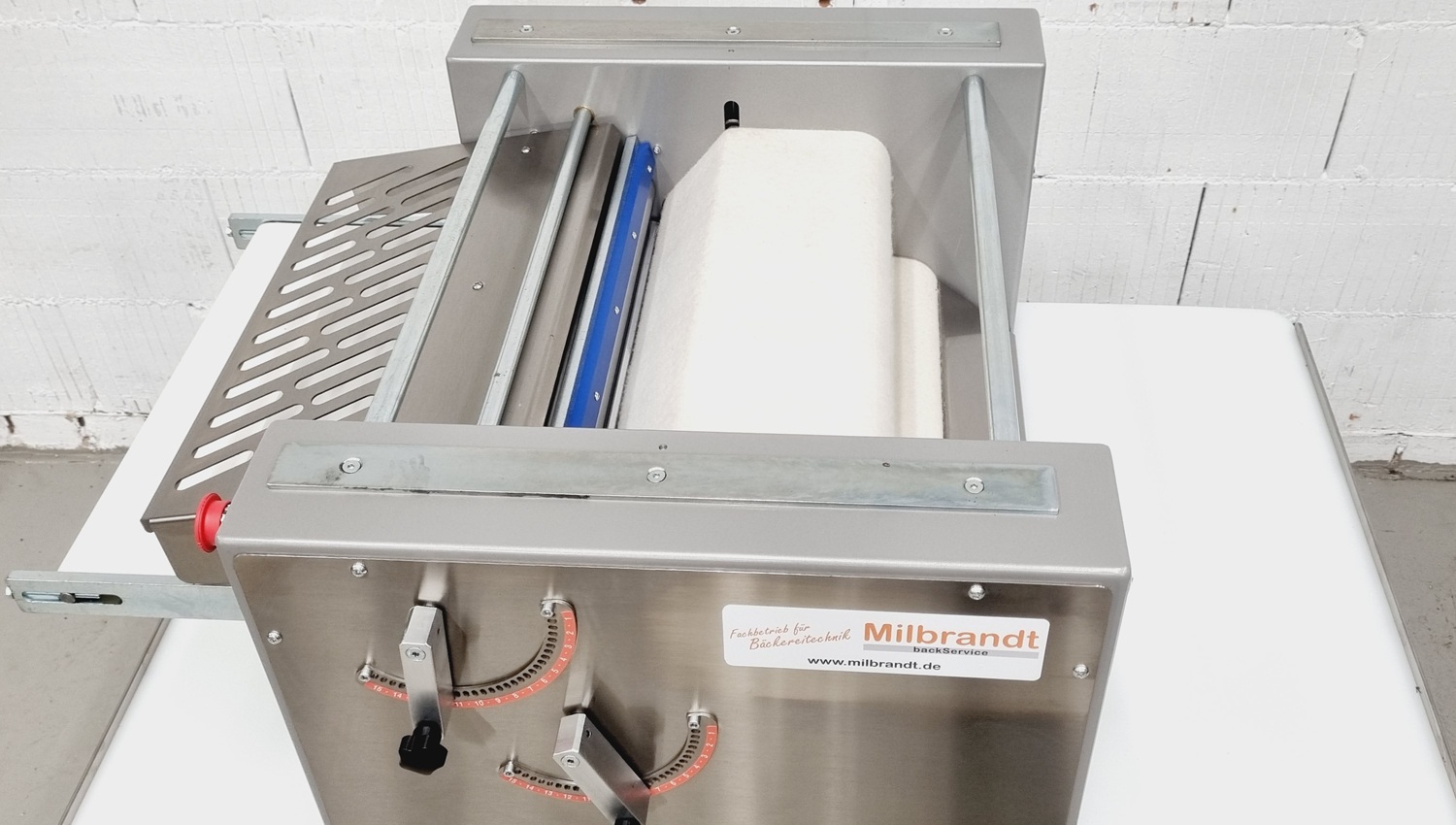 Hörnchenwickelmaschine HWM 500 4C