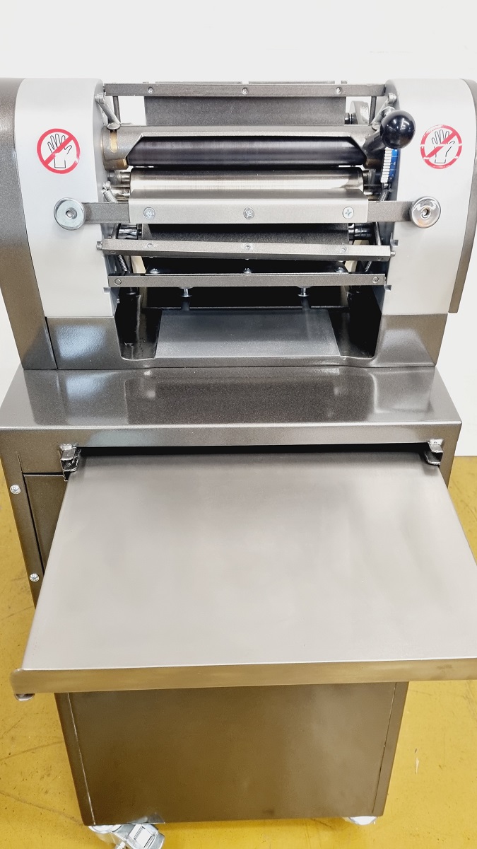 Hörnchenwickelmaschine Fritsch Rollex 250
