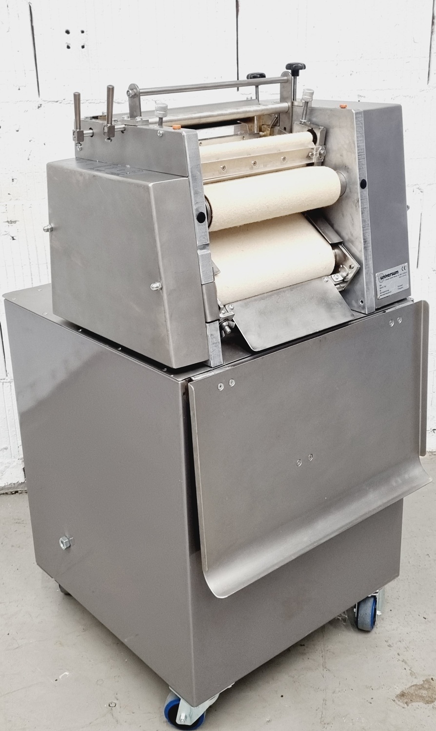 Hörnchenwickelmaschine Universum HWM 30/3