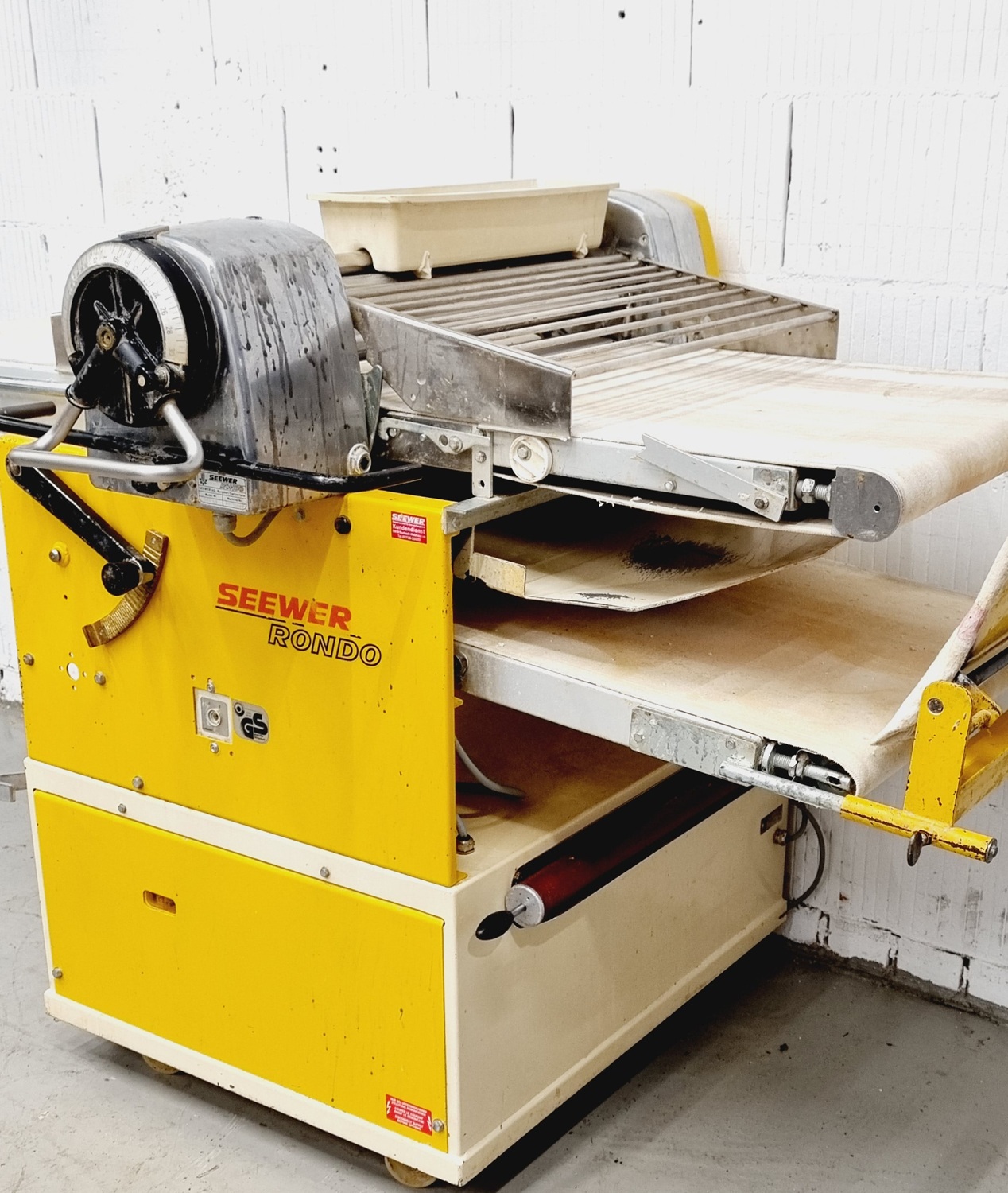 Ausrollmaschine Seewer Rondo SKO 63