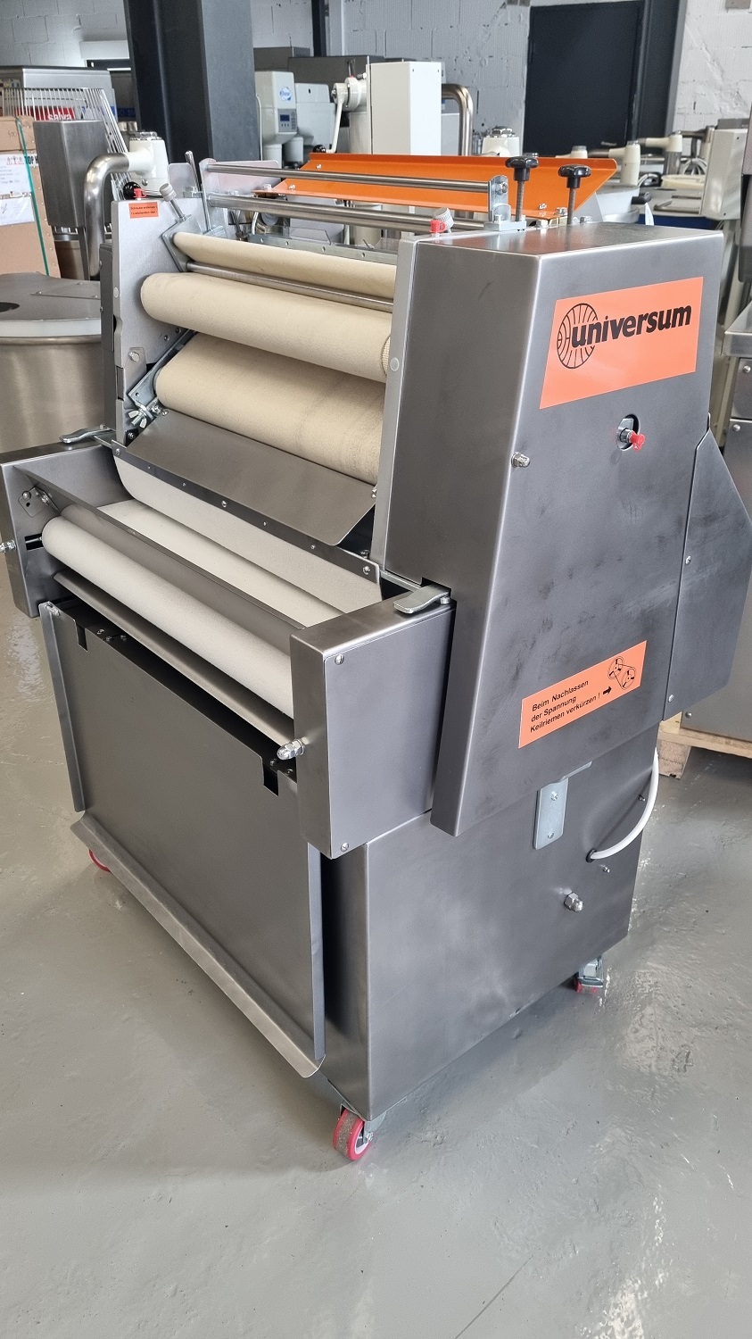 Hörnchenwickelmaschine Universum HWM 60/80