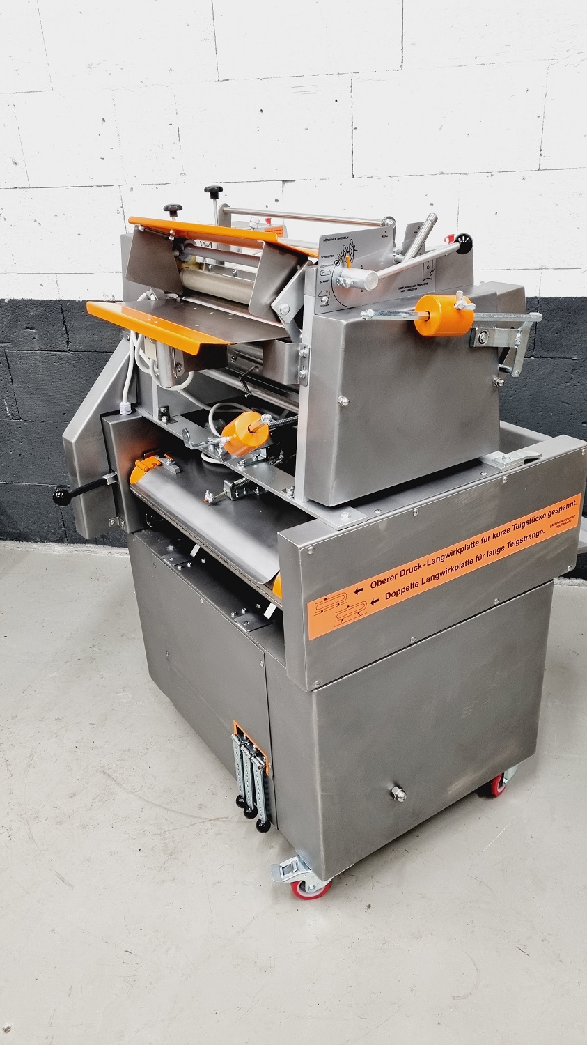 Hörnchenwickelmaschine Universum HWM 50/70 EZ