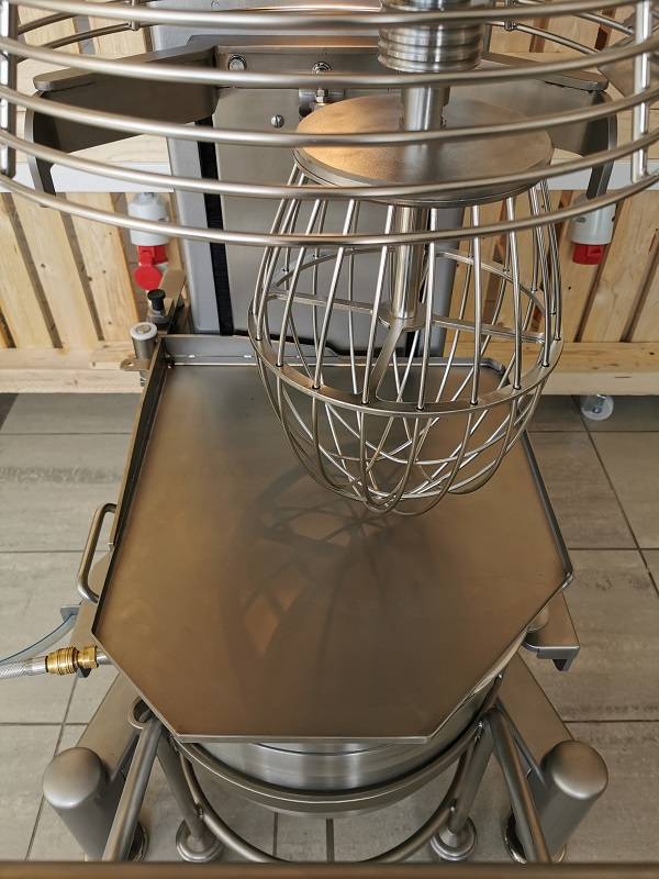 Planetenrührmaschine V-Mixer 60 L Planetenrührmaschine V-Mixer 60 L