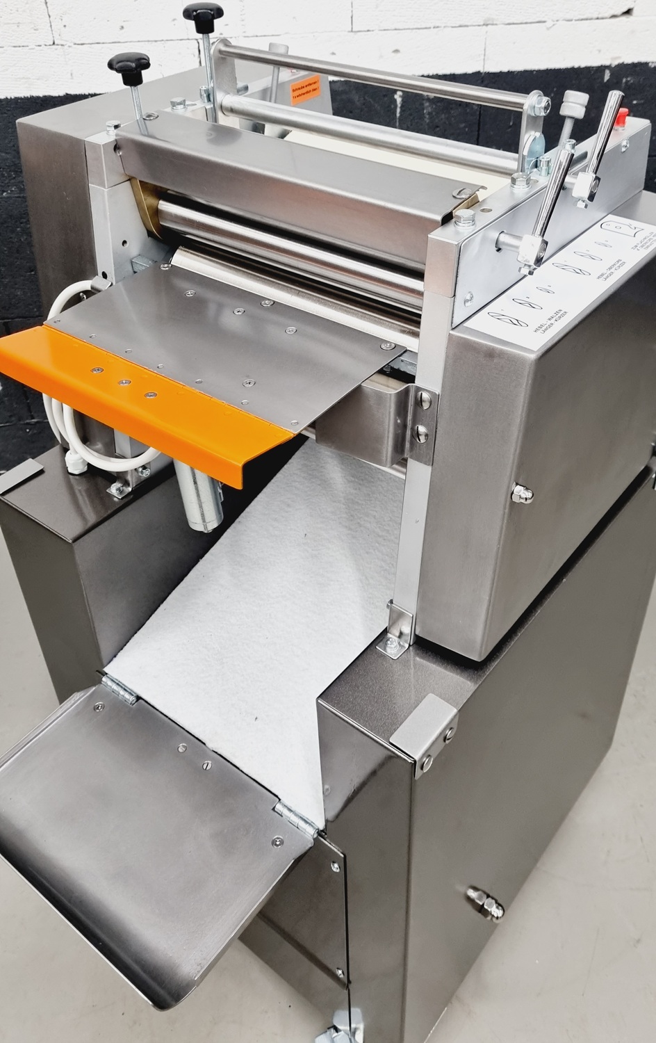 Hörnchenwickelmaschine Universum HWM 30