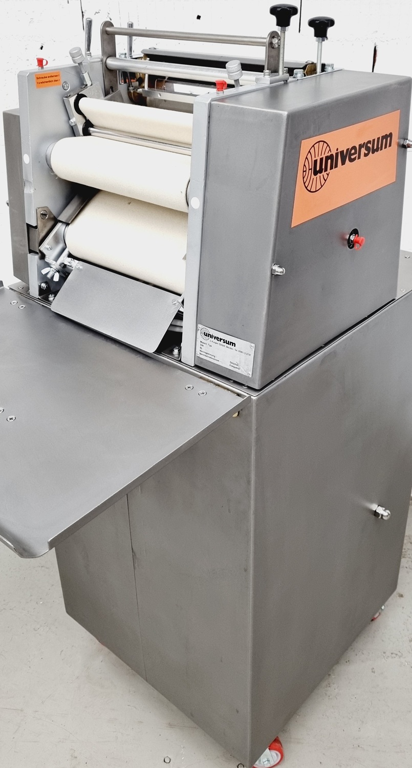 Hörnchenwickelmaschine Universum HWM 30/3